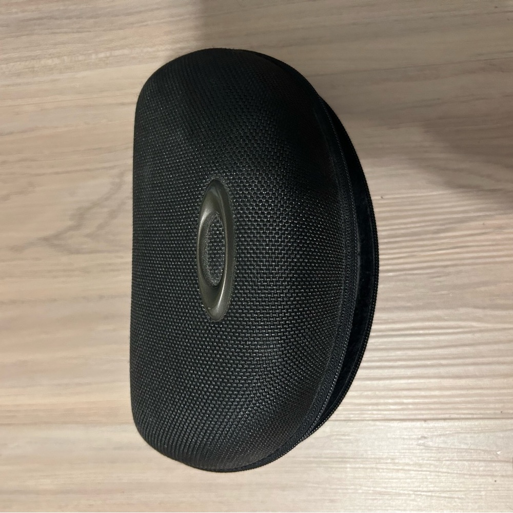 Oakley Textured Black Eyewear Case